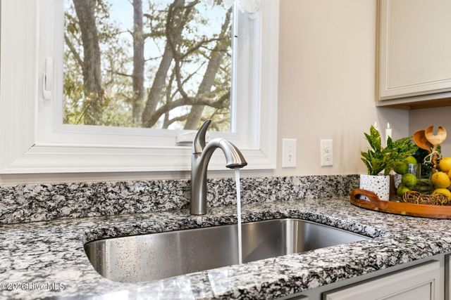 214 NE 35th Street, Oak Island, NC 28465