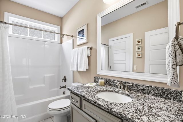 214 NE 35th Street, Oak Island, NC 28465