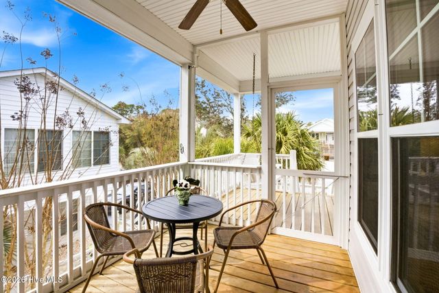 214 NE 35th Street, Oak Island, NC 28465