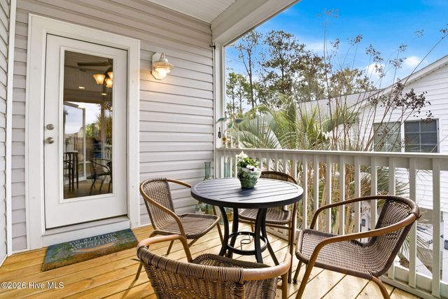 214 NE 35th Street, Oak Island, NC 28465