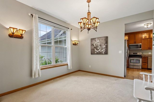3622 Applewood DRIVE, Waukesha, WI 53189