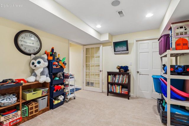 3622 Applewood DRIVE, Waukesha, WI 53189