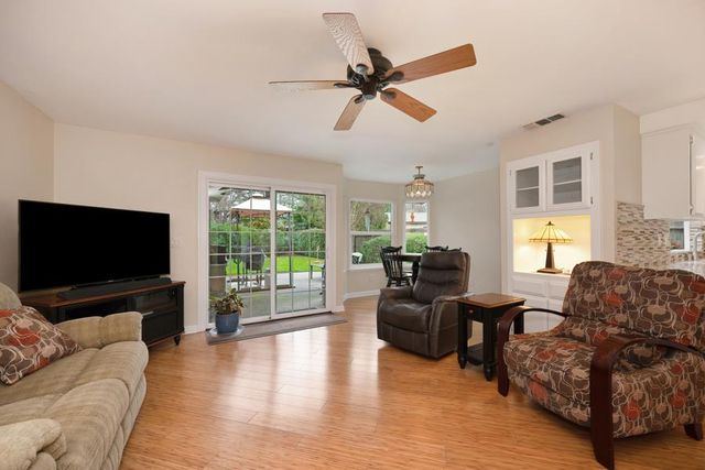 8108 Glen Creek Way, Citrus Heights, CA 95610