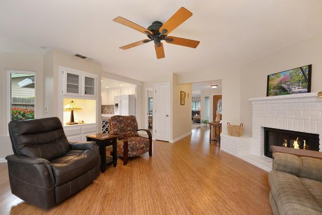 8108 Glen Creek Way, Citrus Heights, CA 95610