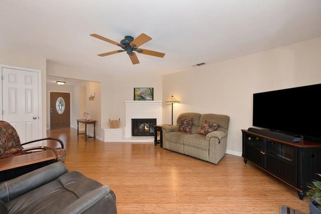 8108 Glen Creek Way, Citrus Heights, CA 95610