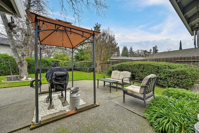 8108 Glen Creek Way, Citrus Heights, CA 95610