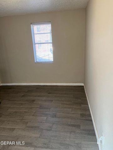 601 E Father Rahm Street, A, El Paso, TX 79901