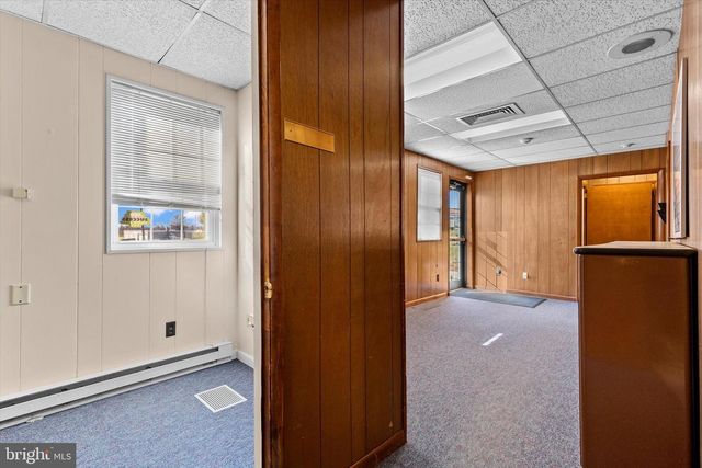 2605 W MARKET ST, York, PA 17404