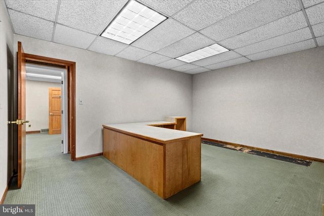 2605 W MARKET ST, York, PA 17404