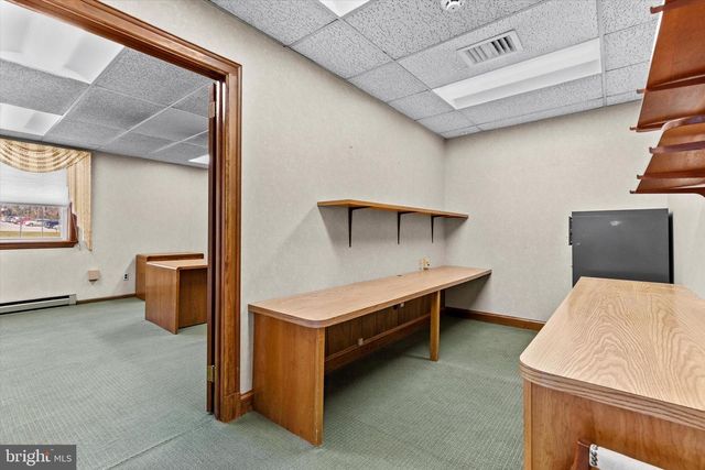 2605 W MARKET ST, York, PA 17404