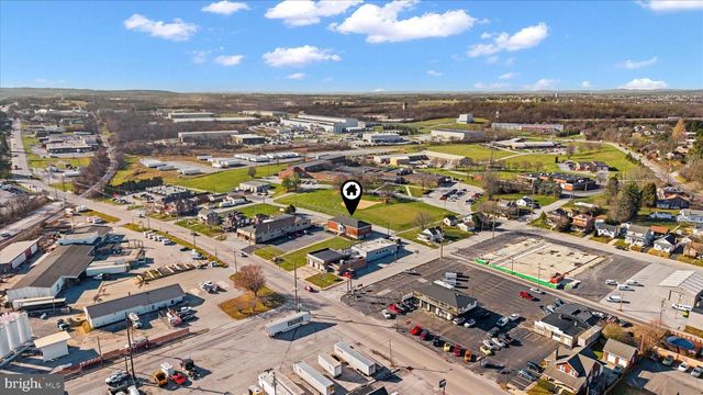 2605 W MARKET ST, York, PA 17404