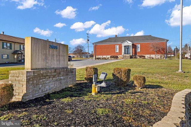 2605 W MARKET ST, York, PA 17404