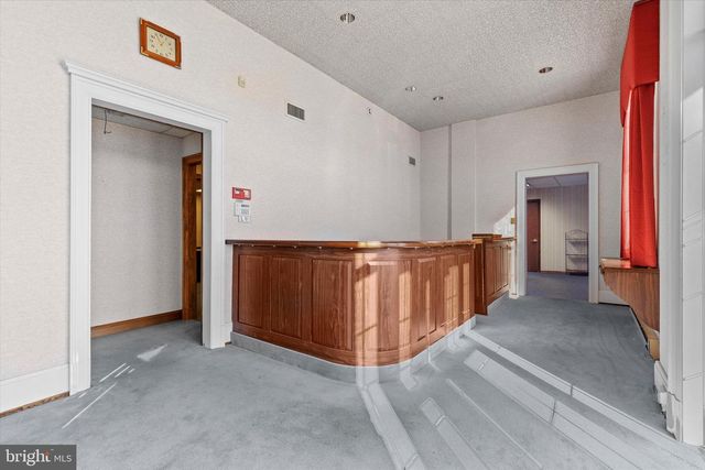 2605 W MARKET ST, York, PA 17404