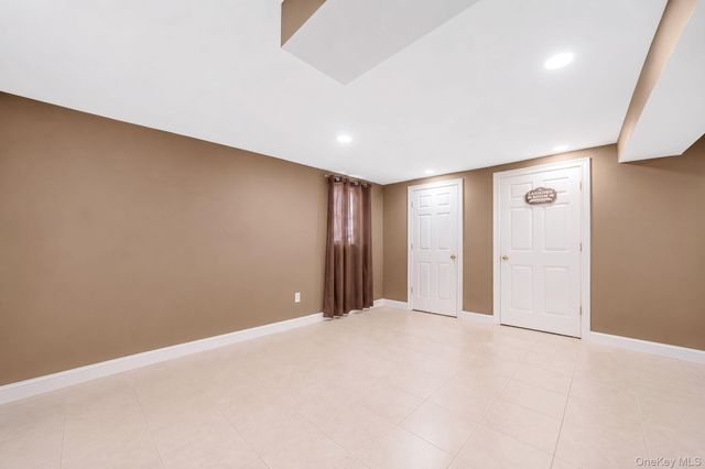 4 Witmer Court, Islandia, NY 11749