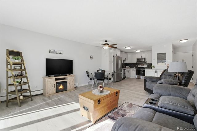 9380 E Center Avenue 12A, Denver, CO 80247