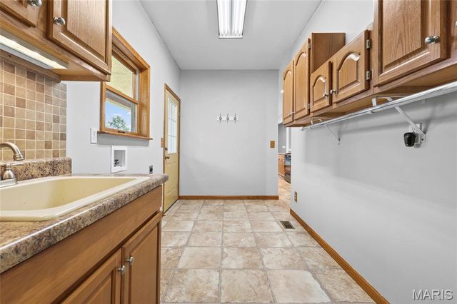 3009 Thompson Road, De Soto, MO 63020