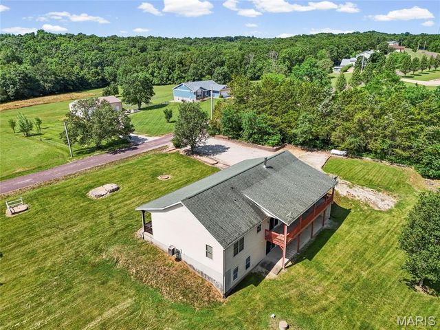 3009 Thompson Road, De Soto, MO 63020