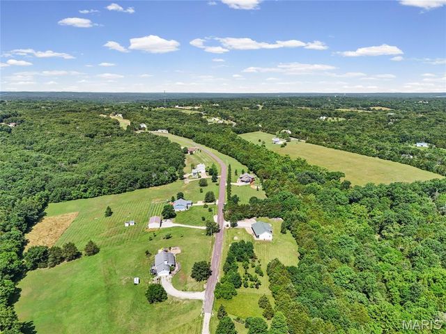 3009 Thompson Road, De Soto, MO 63020
