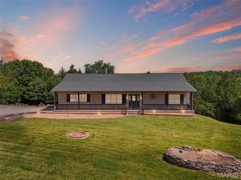 3009 Thompson Road, De Soto, MO 63020