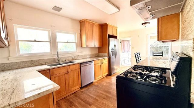 2056 Meridian Avenue, South Pasadena, CA 91030