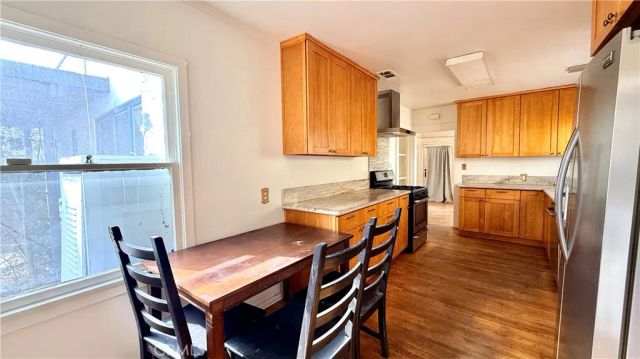 2056 Meridian Avenue, South Pasadena, CA 91030