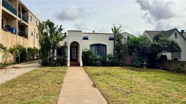 2056 Meridian Avenue, South Pasadena, CA 91030