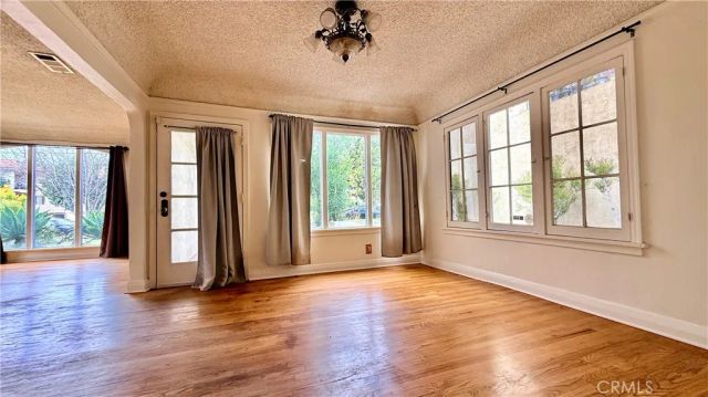 2056 Meridian Avenue, South Pasadena, CA 91030