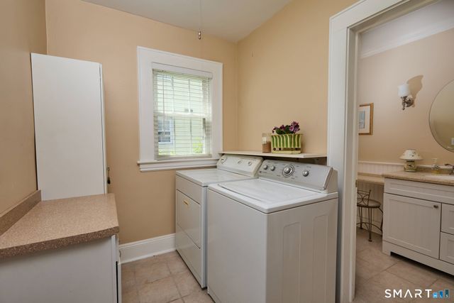 131 Aldine Avenue, Bridgeport, CT 06604