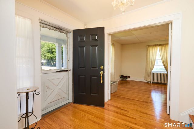 131 Aldine Avenue, Bridgeport, CT 06604