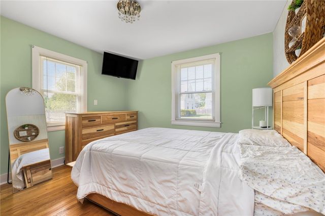 68 Maryland Avenue, Warwick, RI 02888