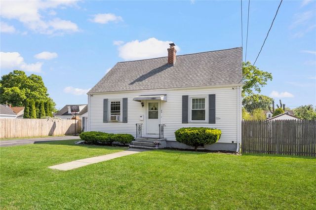 68 Maryland Avenue, Warwick, RI 02888