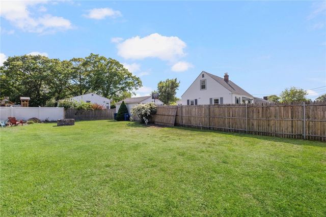 68 Maryland Avenue, Warwick, RI 02888