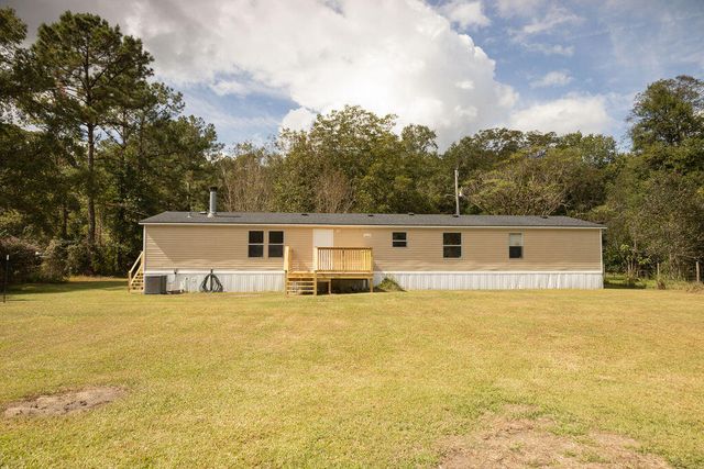 551 Pon Pon Plantation Avenue, Round O, SC 29474