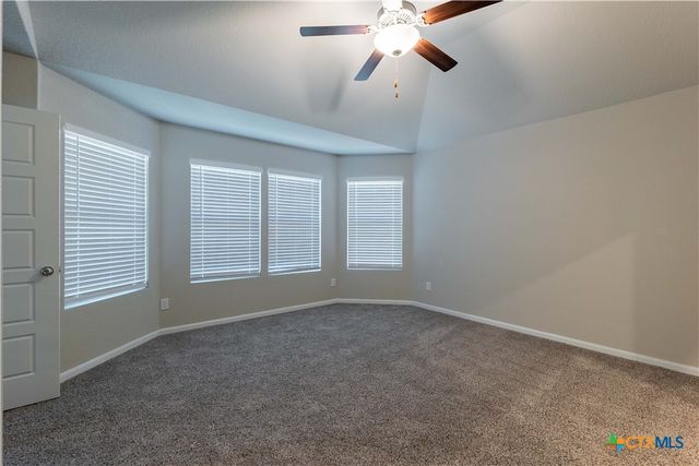 1120 Eagle Crossing, Seguin, TX 78155