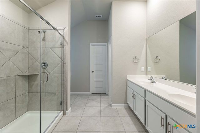 1120 Eagle Crossing, Seguin, TX 78155