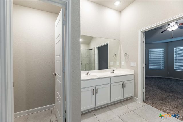 1120 Eagle Crossing, Seguin, TX 78155