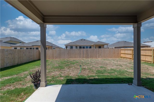 1120 Eagle Crossing, Seguin, TX 78155