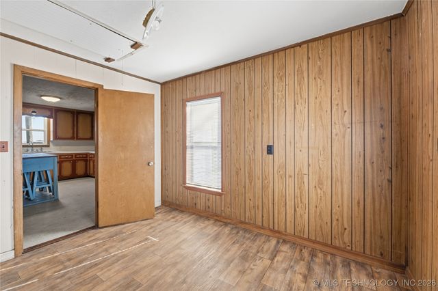 7402 Us Highway 60, Nowata, OK 74048