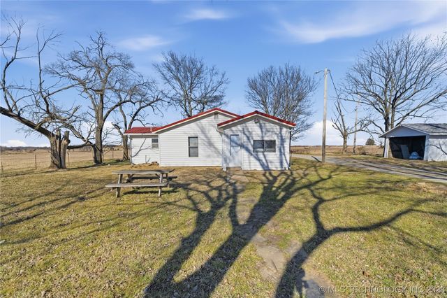 7402 Us Highway 60, Nowata, OK 74048