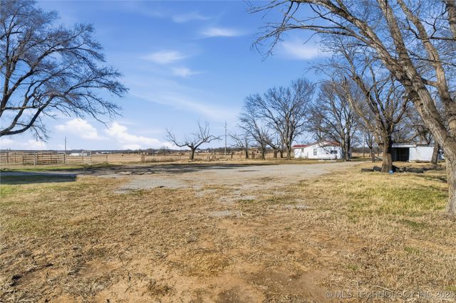 7402 Us Highway 60, Nowata, OK 74048