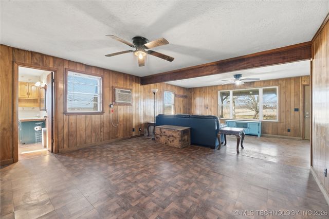 7402 Us Highway 60, Nowata, OK 74048