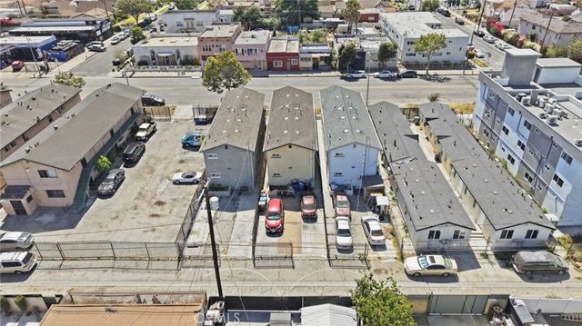 7814 S Western, Los Angeles, CA 90047