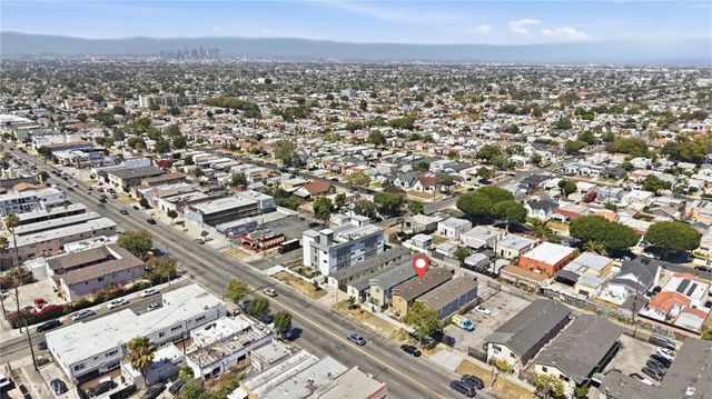 7814 S Western, Los Angeles, CA 90047