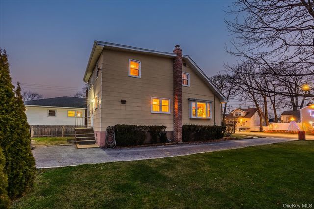 3066 Western Boulevard, Baldwin, NY 11510