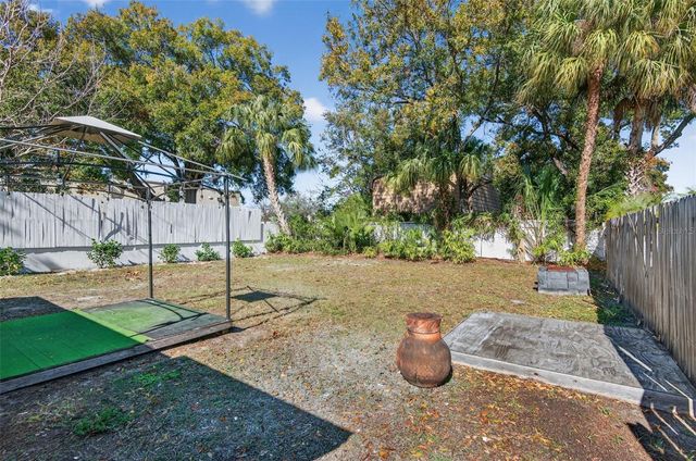 3709 W GRAY STREET, Tampa, FL 33609