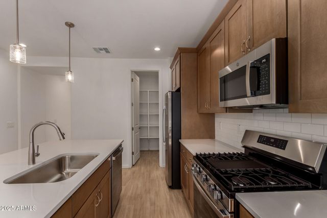 5414 W LAS PALMARITAS Drive, Glendale, AZ 85302