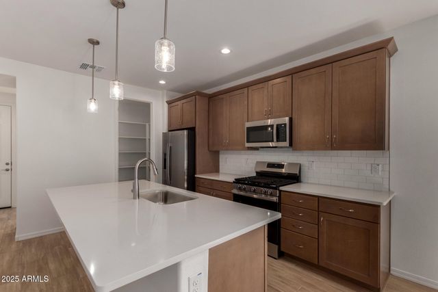 5414 W LAS PALMARITAS Drive, Glendale, AZ 85302