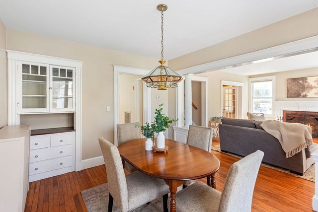 177 Oak St, Wakefield, MA 01880