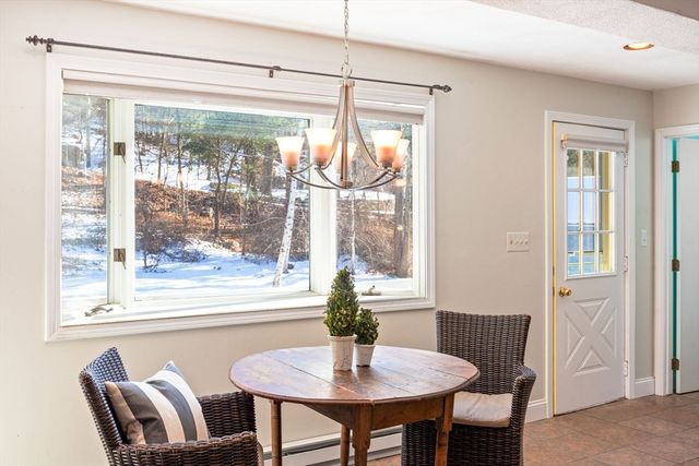 177 Oak St, Wakefield, MA 01880