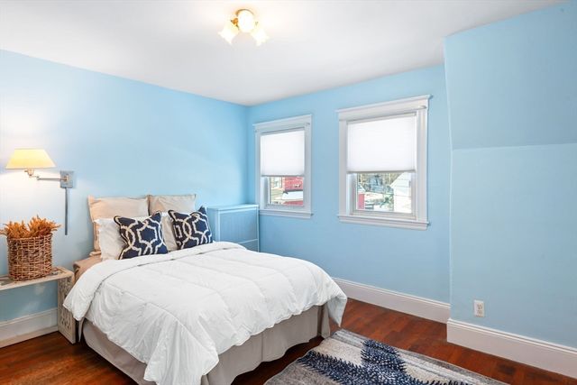 177 Oak St, Wakefield, MA 01880